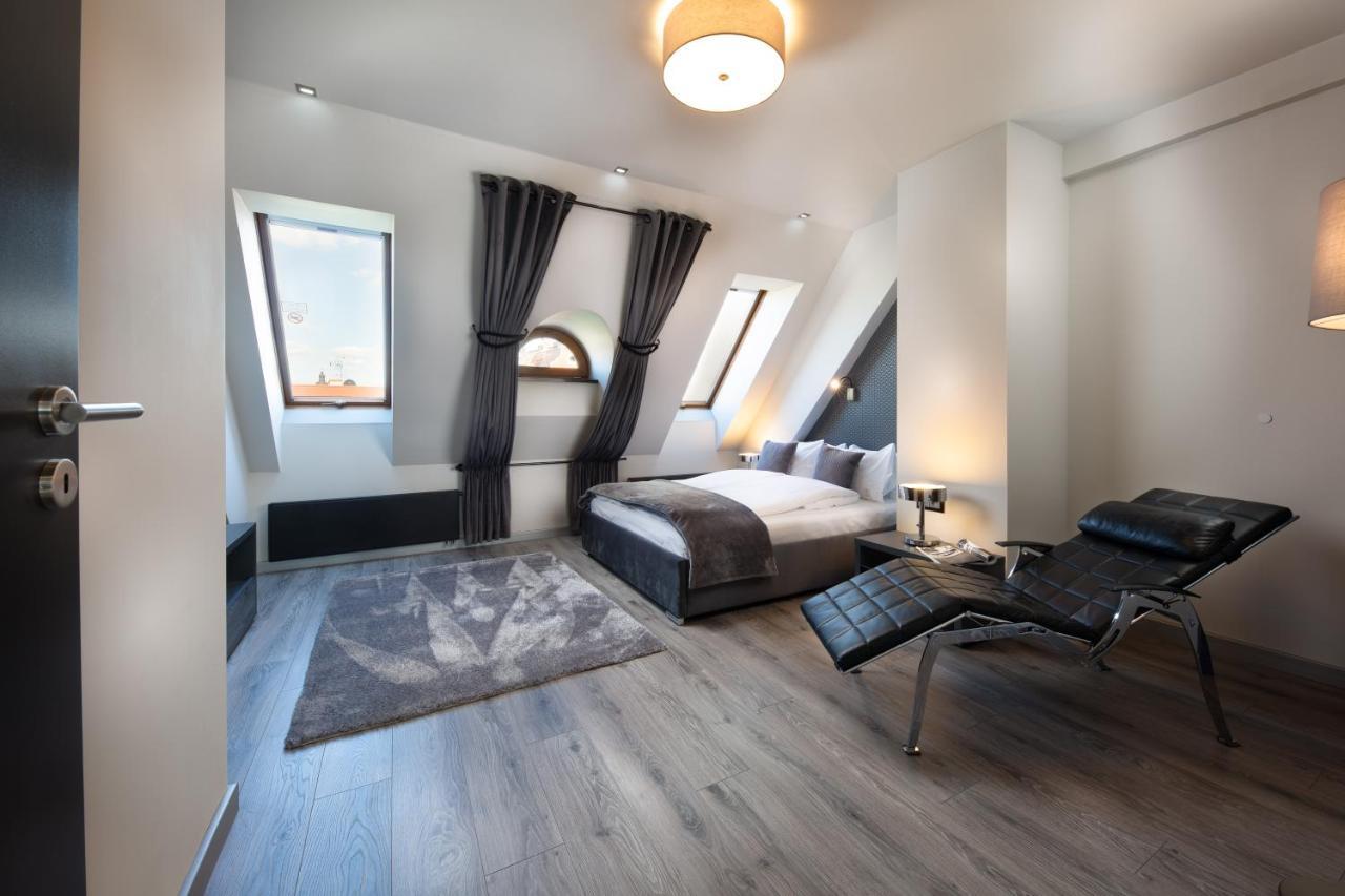 Aparthotel New Lux Breslau Exterior foto