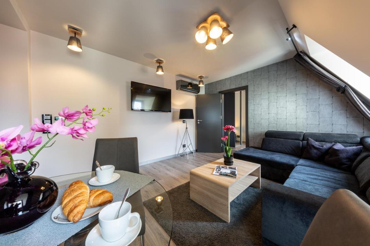 Aparthotel New Lux Breslau Exterior foto