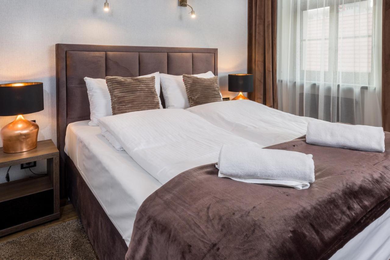 Aparthotel New Lux Breslau Exterior foto