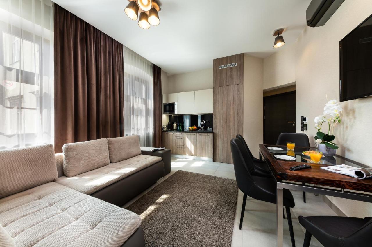Aparthotel New Lux Breslau Exterior foto